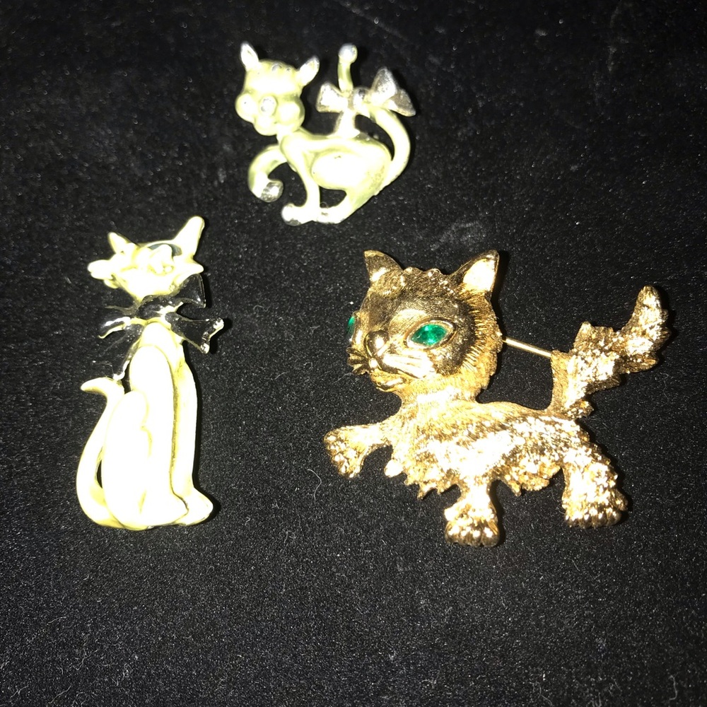 Vintage pins